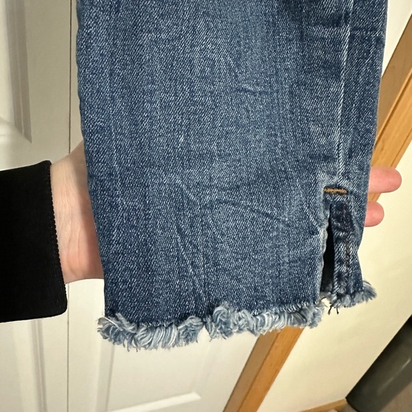 Kensie Jeans from stitch fix. Between mid-rise and high-rise. Ankle/cropped - Picture 4 of 6